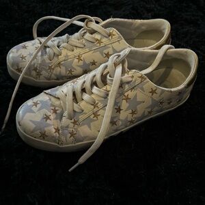 Star-Patterned Women's Sneakers